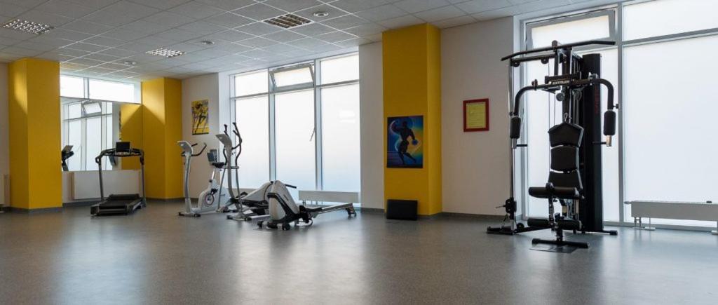 Apartamenty Towarowa Poznan Bagian luar foto