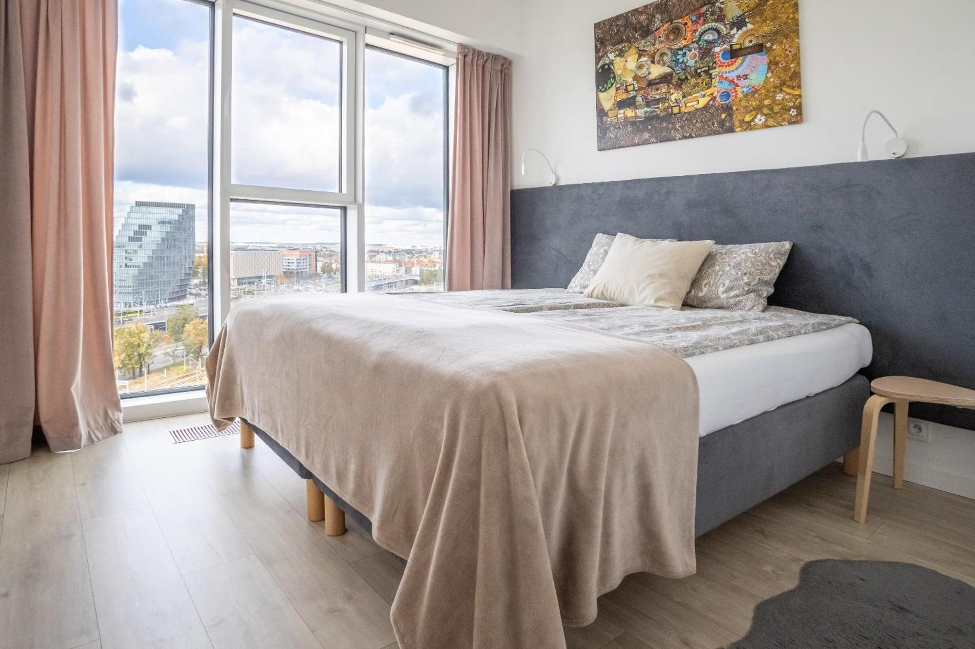 Apartamenty Towarowa Poznan Bagian luar foto