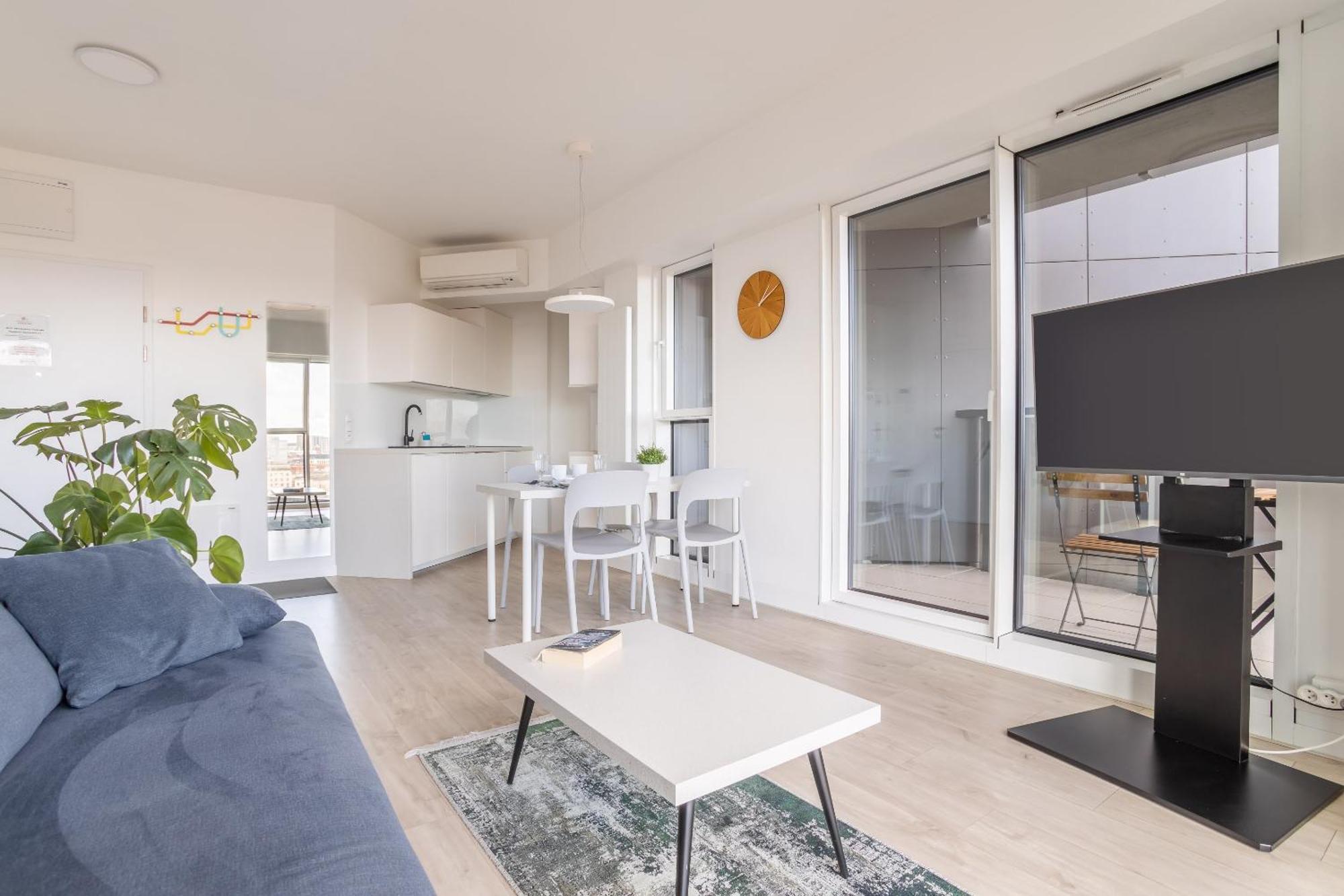 Apartamenty Towarowa Poznan Bagian luar foto