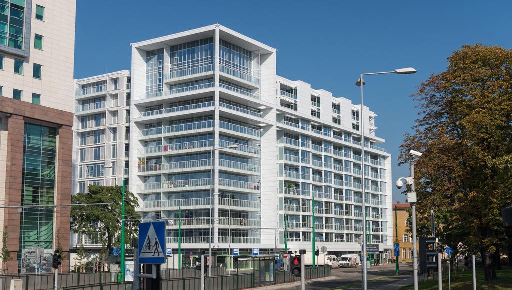 Apartamenty Towarowa Poznan Ruang foto