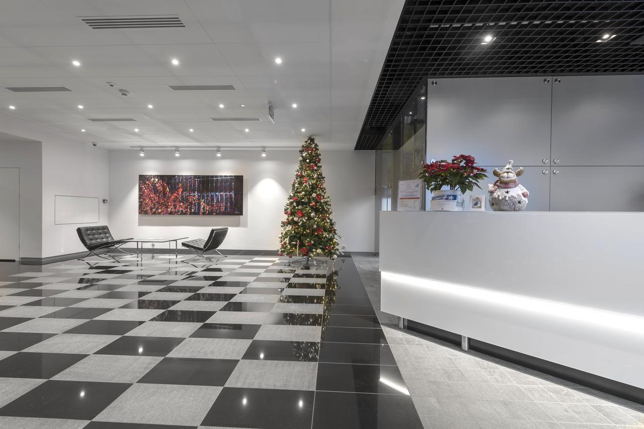 Apartamenty Towarowa Poznan Bagian luar foto
